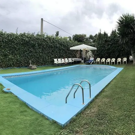 Beach Side בית נופש *